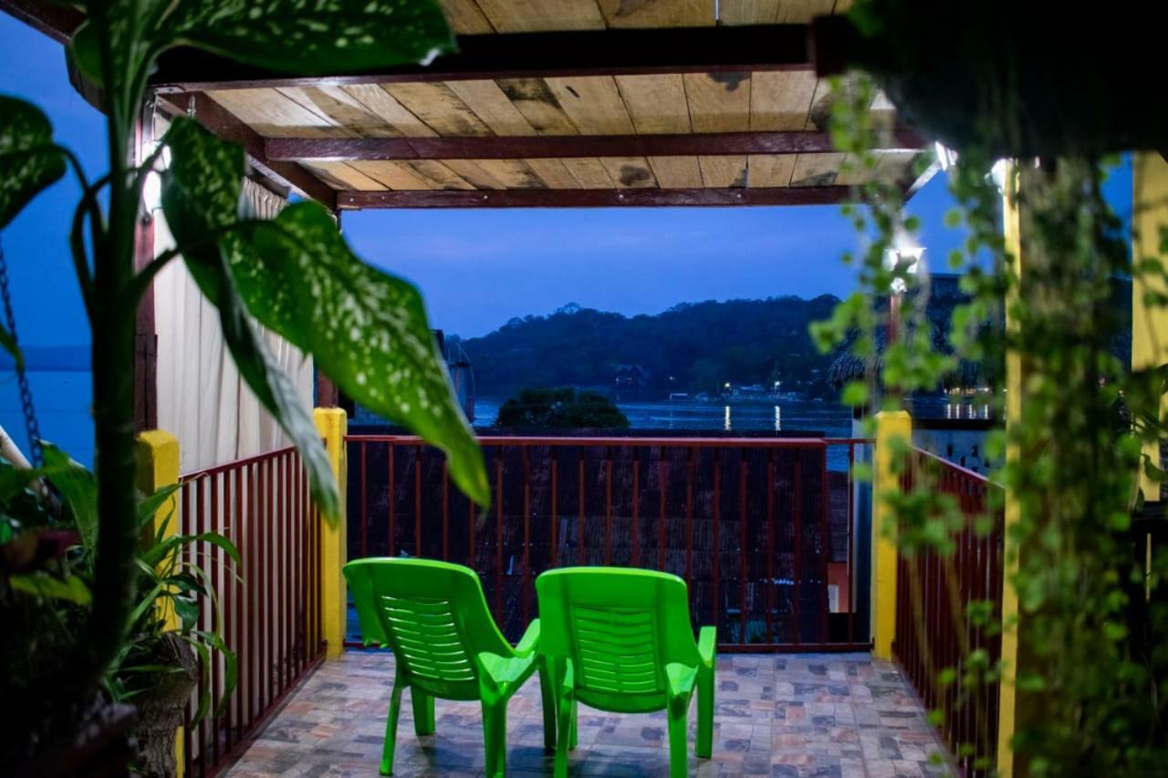 Casa Maya Itza Flores Exterior foto